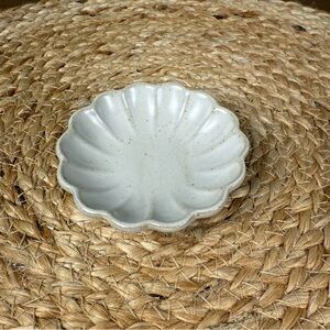 Hearth & Hand with Magnolia Fluted Ceramic Trinket Dish in Vintage Cream NEW